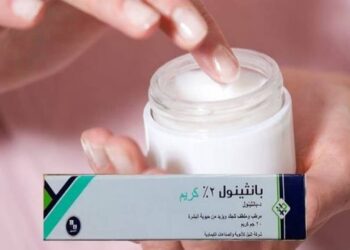 إشراقة طبيعية: وصفة كريم بانثينول والنشا لتفتيح وترطيب البشرة بسرعة