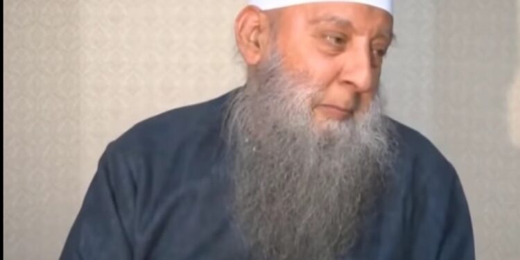 وفاة الشيخ أبو إسحاق الحويني: رحيل عالم الحديث وترك إرث علمي خالد وفاة الشيخ أبو إسحاق الحويني: رحيل عالم الحديث وترك إرث علمي خالد