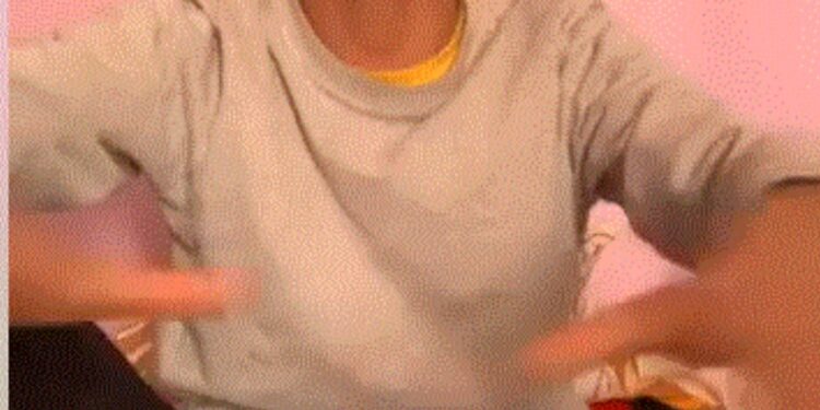 كزبرة المغني ويكيبيديا كزبرة مغني المهرجانات – من بدايات بسيطة إلى نجومية ساحقة كزبرة المغني ويكيبيديا كزبرة مغني المهرجانات – من بدايات بسيطة إلى نجومية ساحقة