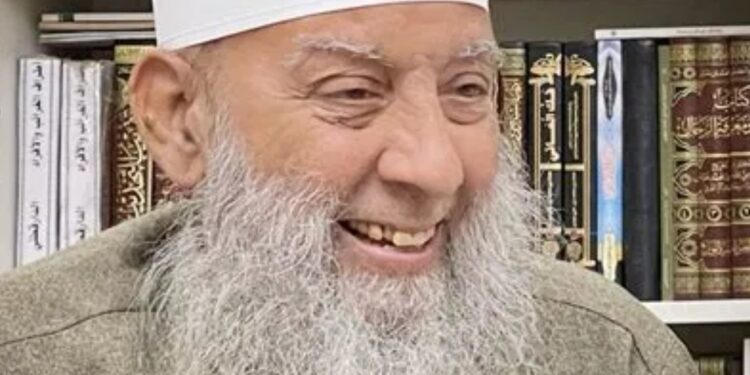 حاتم الحويني ويكيبيديا: حاتم الحويني: السيرة الذاتية وأبرز المحطات في حياة الداعية المصري المؤثر حاتم الحويني ويكيبيديا: حاتم الحويني: السيرة الذاتية وأبرز المحطات في حياة الداعية المصري المؤثر