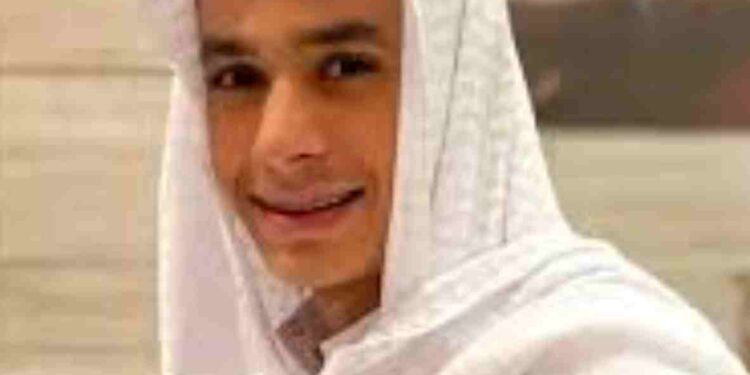 من هو القارئ عبدالرحمن مسعد ويكيبيديا: عبدالرحمن مسعد: رحلة صوتية ملهمة في عالم تلاوة القرآن الكريم من هو القارئ عبدالرحمن مسعد ويكيبيديا: عبدالرحمن مسعد: رحلة صوتية ملهمة في عالم تلاوة القرآن الكريم