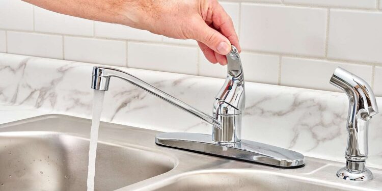 مركز مائي يطلق حملة توعوية مبتكرة لترشيد استهلاك المياه خلال شهر رمضان مركز مائي يطلق حملة توعوية مبتكرة لترشيد استهلاك المياه خلال شهر رمضان