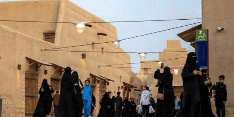 أسواق الرياض الشعبية في رمضان: مزيج من التراث والتقاليد في قلب المدينة أسواق الرياض الشعبية في رمضان: مزيج من التراث والتقاليد في قلب المدينة