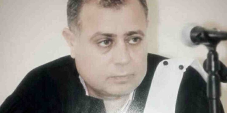 عبد الحميد العواك: المستشار القانوني السوري البارز وخبير القانون الدولي عبد الحميد العواك: المستشار القانوني السوري البارز وخبير القانون الدولي