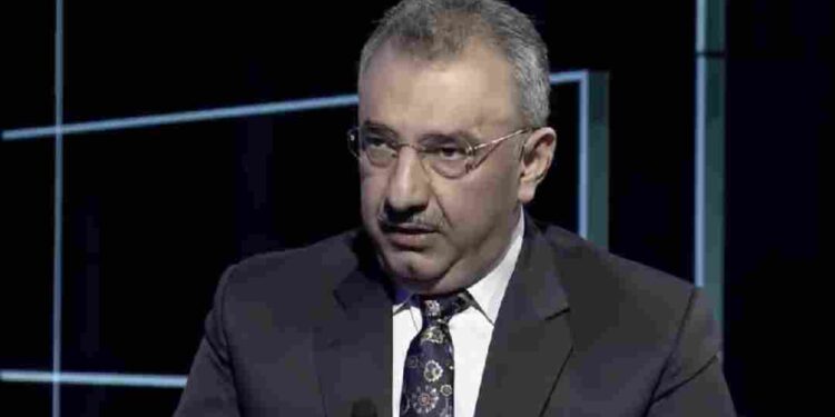 فائق الشيخ علي: سيرة ذاتية وأبرز محطات حياته السياسية المثيرة للجدل