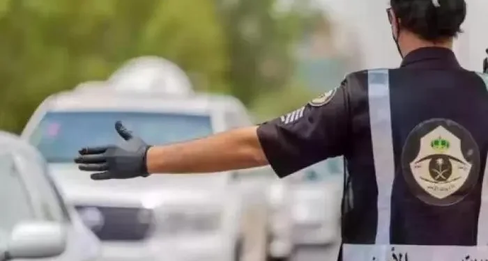 المرور السعودي يُعلن بدء رصد المخالفات على طريق الرياض – مكة.. تفاصيل هامة للسائقين المرور السعودي يُعلن بدء رصد المخالفات على طريق الرياض – مكة.. تفاصيل هامة للسائقين