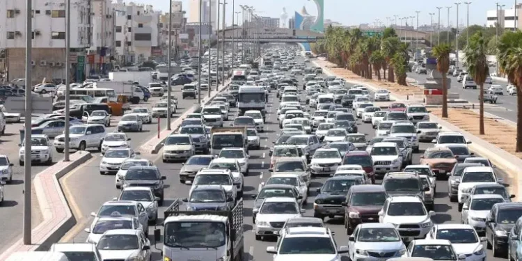 ازدحام شديد على طريق الملك فهد بالرياض – إليك المسارات البديلة لتجنب التأخير! ازدحام شديد على طريق الملك فهد بالرياض – إليك المسارات البديلة لتجنب التأخير!