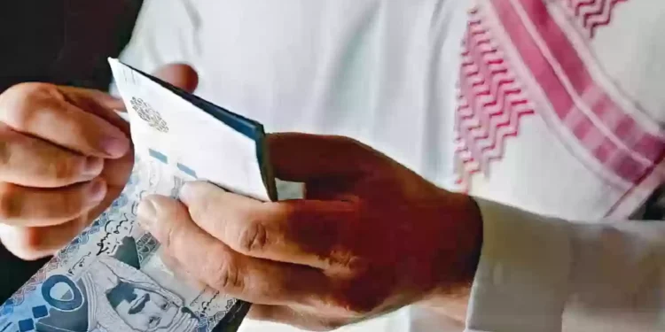هل ستعود المساعدة المقطوعة لمستفيدي الضمان الاجتماعي في 2025؟ تعرف على الحقيقة من وزارة الموارد البشرية