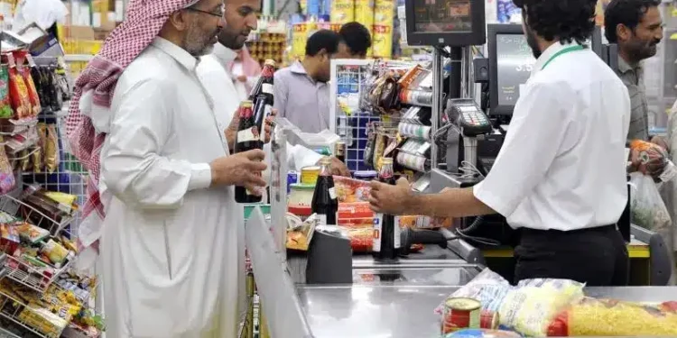 إنفاق السعوديين على الطعام والشراب في الأسبوع الأول من رمضان: أرقام رسمية تكشف الزيادة الكبيرة إنفاق السعوديين على الطعام والشراب في الأسبوع الأول من رمضان: أرقام رسمية تكشف الزيادة الكبيرة